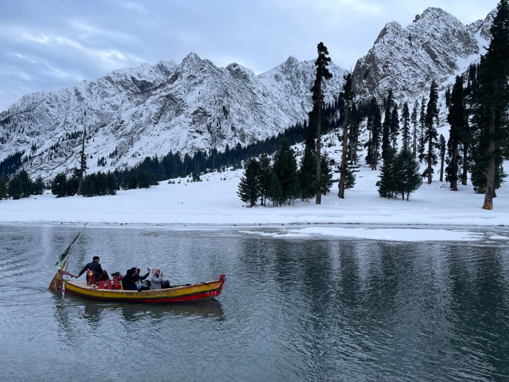Chattrakund Lake auli (4)
