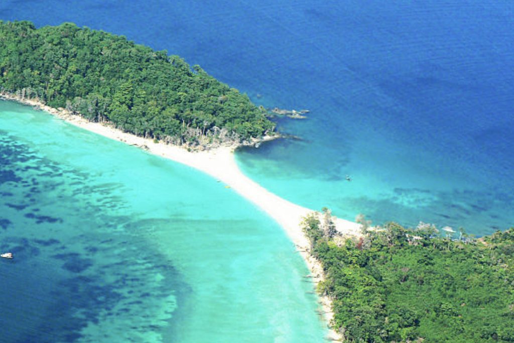 Cinque Island (1)