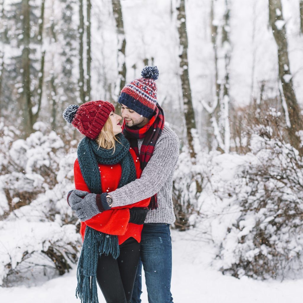 Manali Honeymoon couple